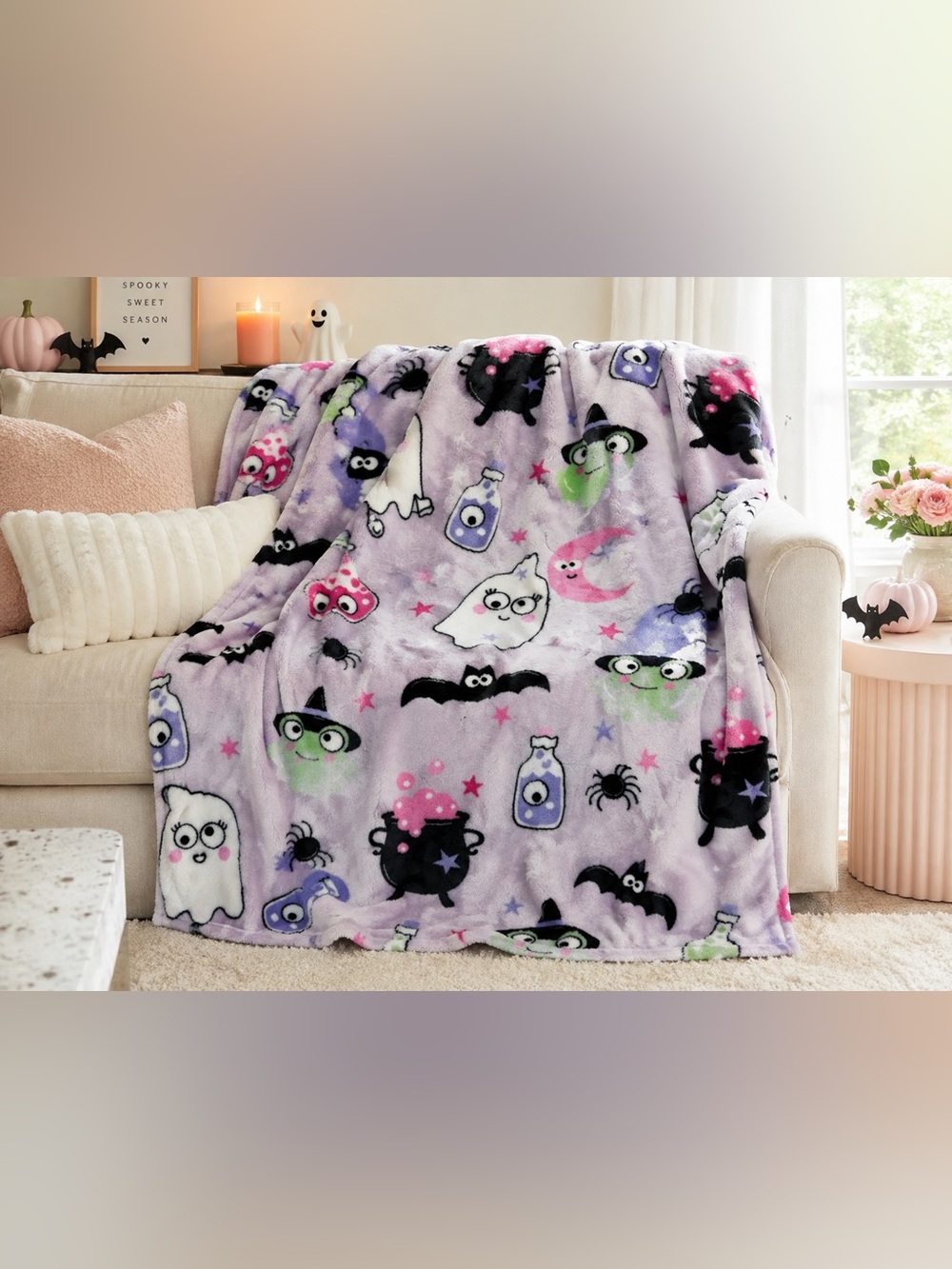 NWT Betsey Johnson Halloween Ultra Soft Plush Throw Blanket 50x70 Purple Spooky